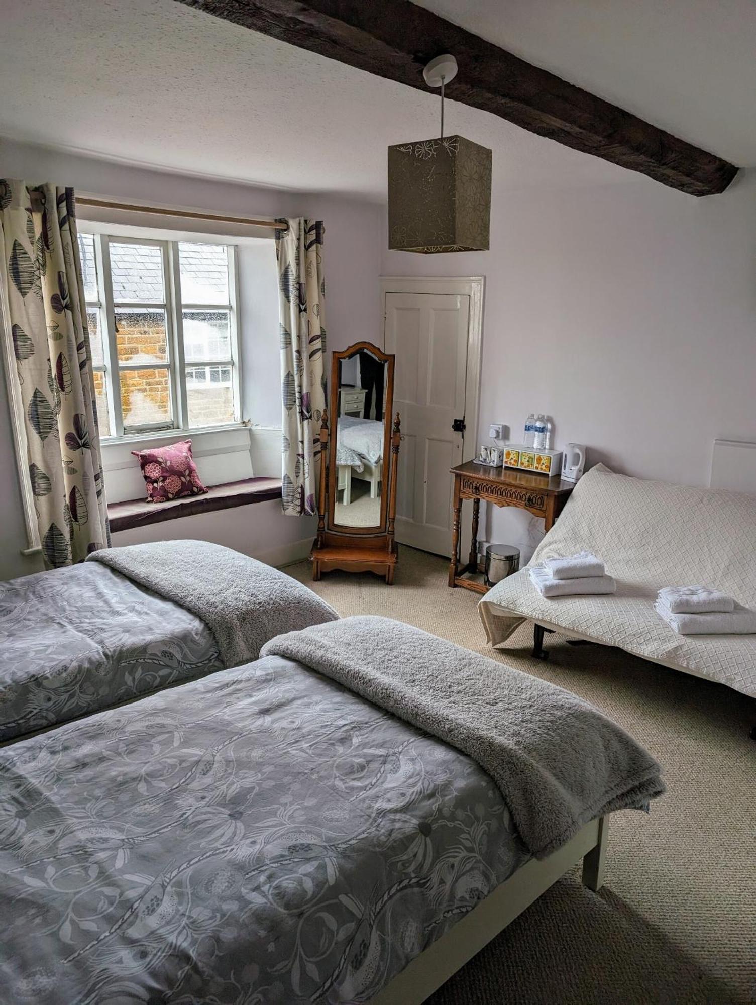 Bartholomew Arms Bed & Breakfast Maidford Exterior foto