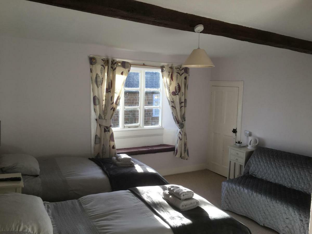 Bartholomew Arms Bed & Breakfast Maidford Exterior foto